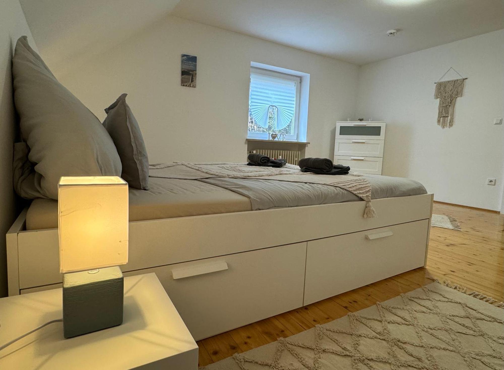 Apartament Fewo Boho 110 Qm Mit Bergblick 3 Min Bahnhof Laufen Zewnętrze zdjęcie